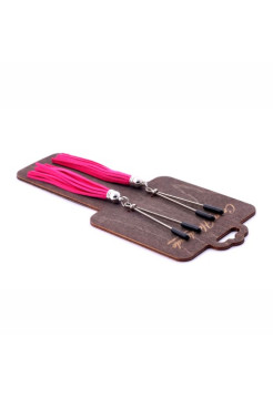 Зажимы на соски «вилки» с кисточками из замши (Фуксия)