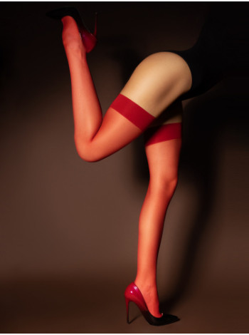 Базовые красные капроновые чулки 20 ден (SENSE) 2\3.