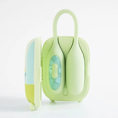 Вибратор 2в1 BeYourLover Magic Suitcase с бесконтактным клиторальным стимулятором, зеленый